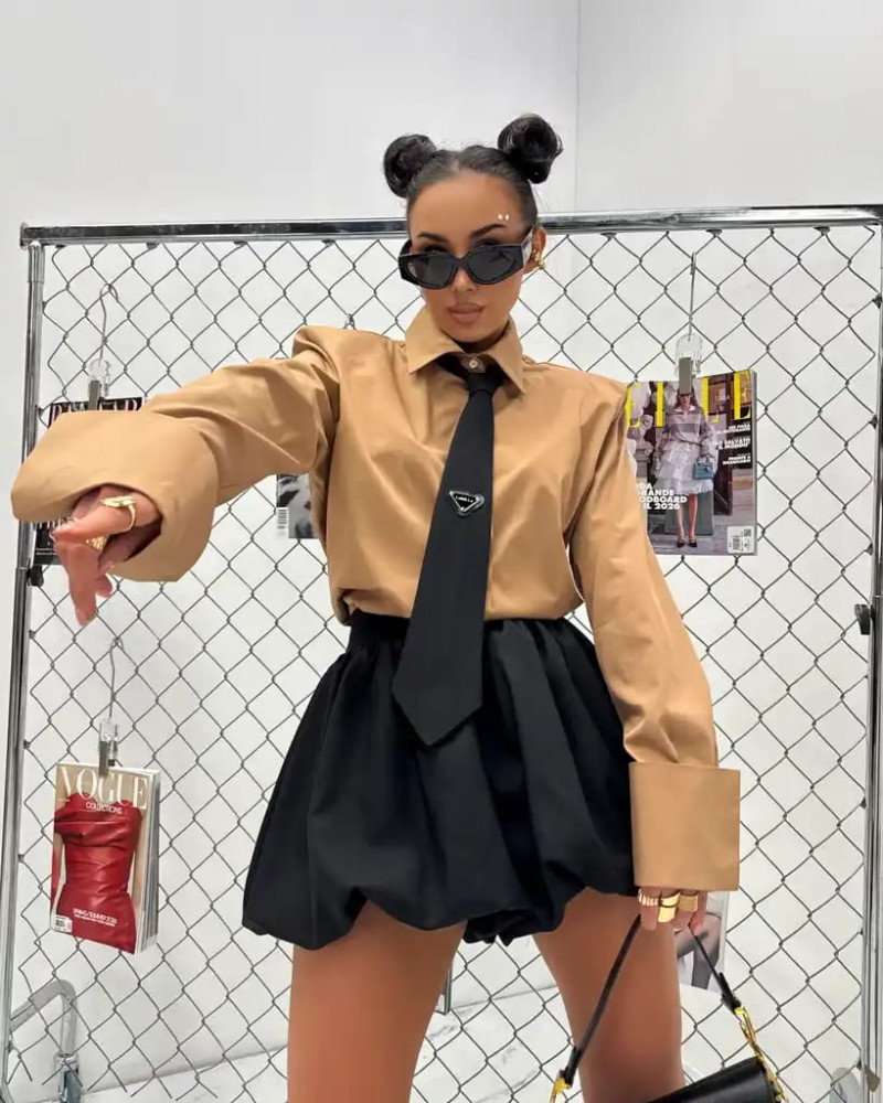 Koszula z krawatem La Milla camelowa