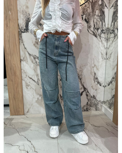 Spodnie jeansowe z zakałdkami na kolanach By o la la...!