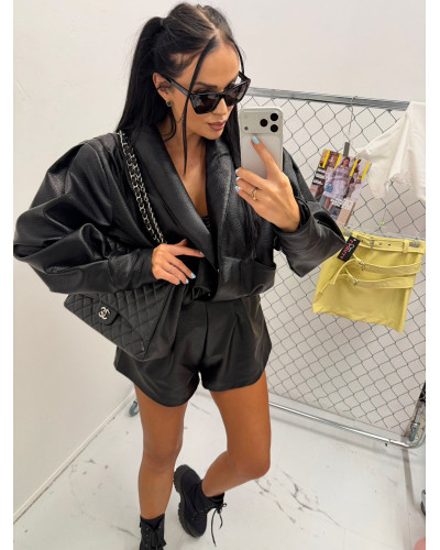 Bomberka z wywijanym kołnierzem La Milla czarna