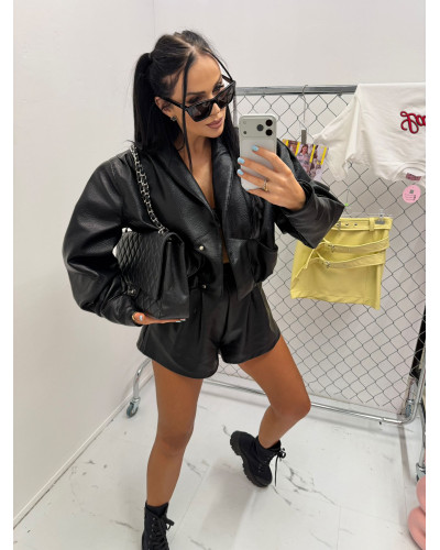 Bomberka z wywijanym kołnierzem La Milla czarna