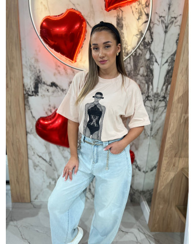 T-shirt modelką By o la la...!  nude