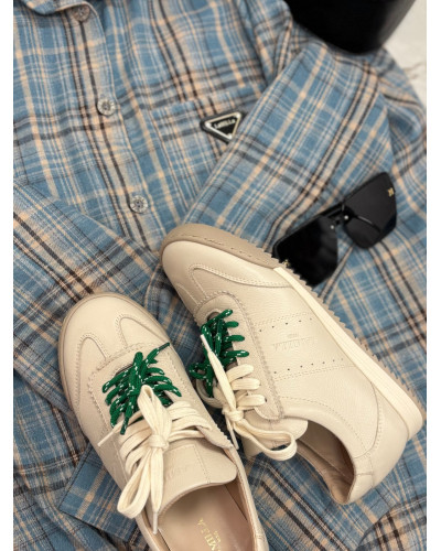 Sneakersy La Milla beżowe z zieloną sznurówką