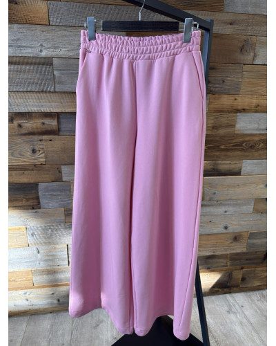 Spodnie dresowe z szeroką nogawką By o la la...! sugar pink