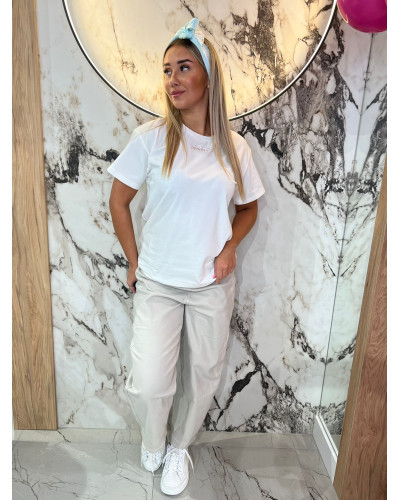 T-shirt z napisem By o la la...! biały z nude