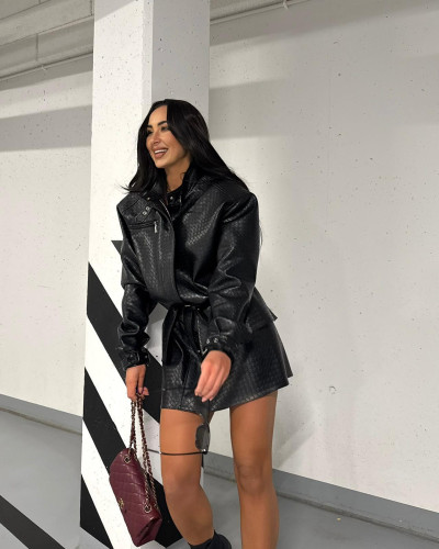 Bomberka z klamrami La Milla czarna