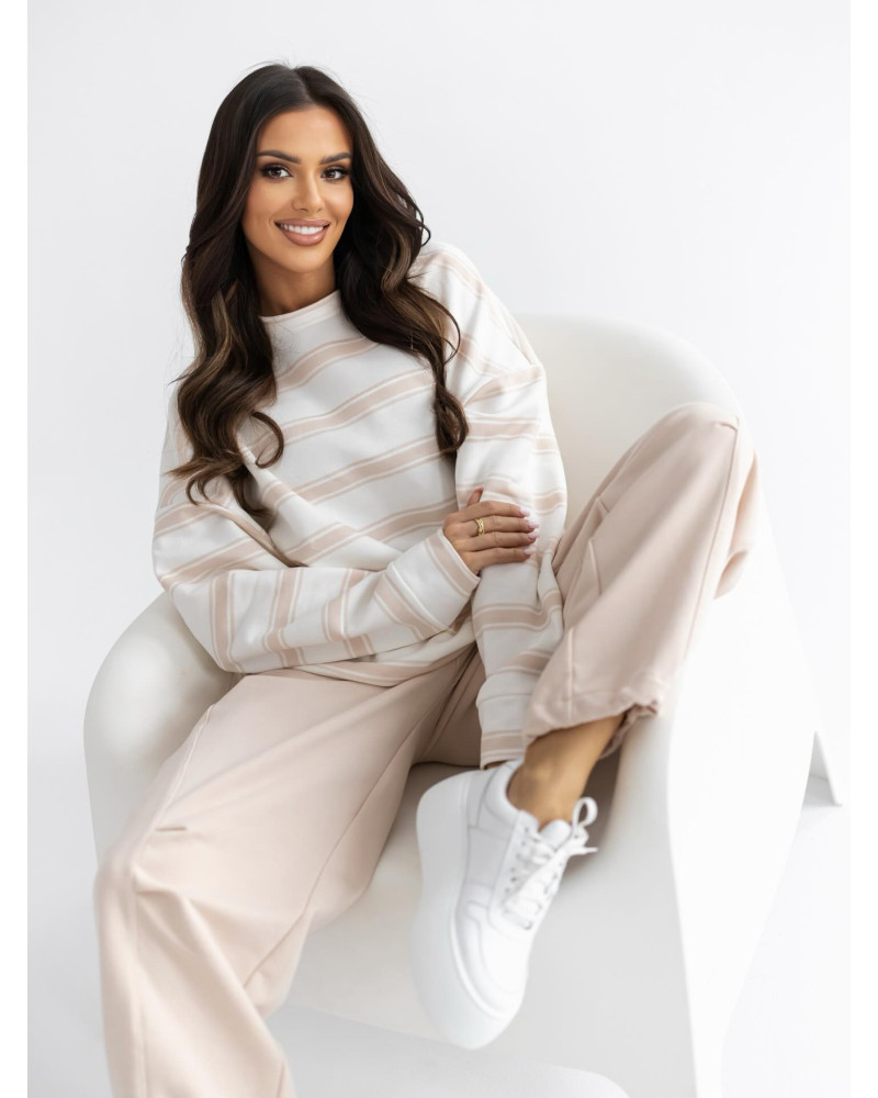 Spodnie dresowe ze stoperami By o la la...! nude