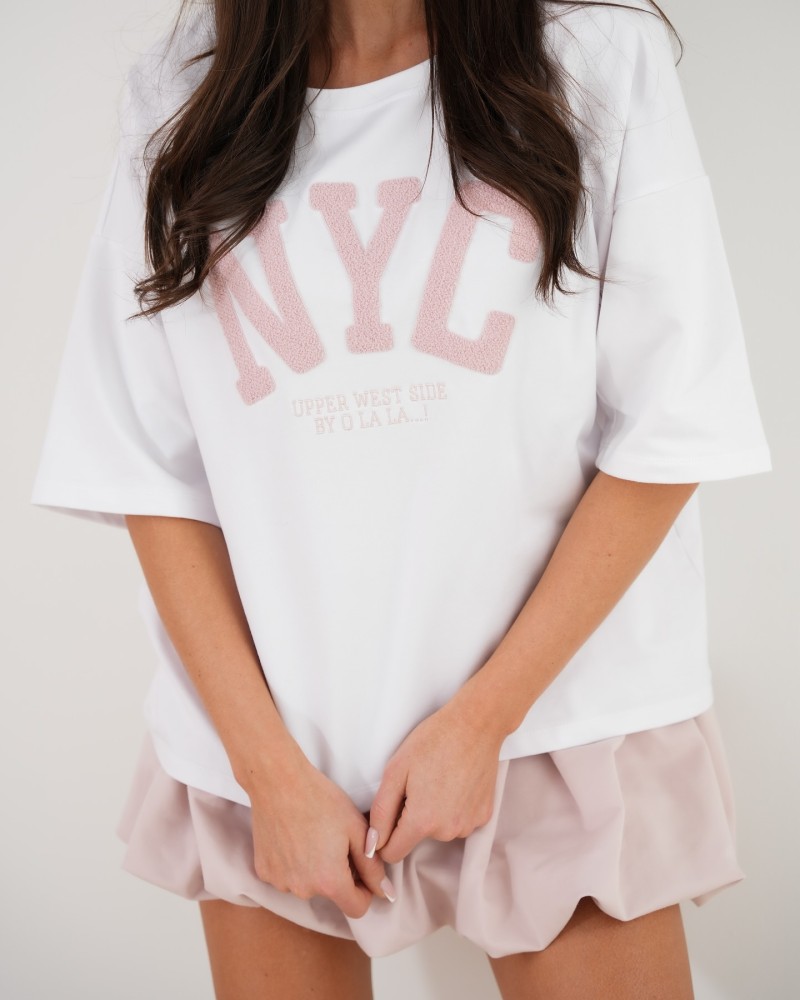T-shirt NYC By o la la...! biały z różem T-shirt NYC By o la la...! biały z różem