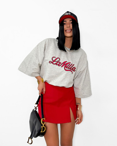 T-shirt oversize La Milla streetwear szary z czerwonym napisem