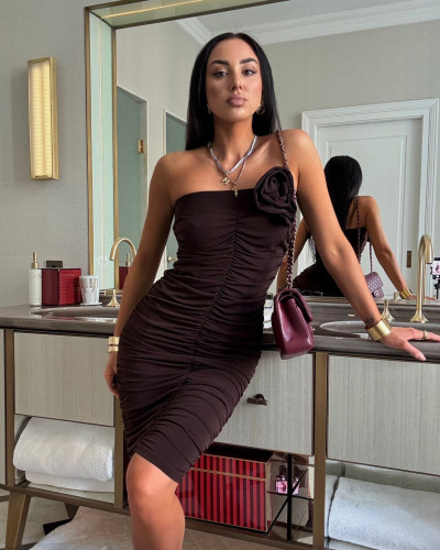 Sukienka tuba z różą La Milla czekoladowa