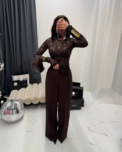 Spodnie materiałowe z różą La Milla czekoladowe