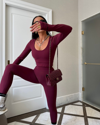 Komplet prążkowany legginsy + top La Milla burgundowy