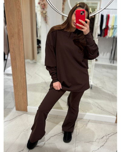 Komplet prążkowany Sempre czekoladowy