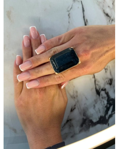 Pierścionek Onyks złoty z czernią