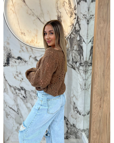 Sweter ażurowy w serek By o la la...! kakao