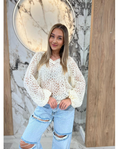 Sweter ażurowy w serek By o la la...! śmietankowy