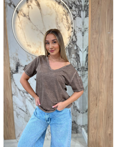 T-shirt w serek dekatyzowany By o la la...! kakao