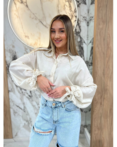 Koszula satynowa z wiązanym rękawem  By o la la...! beżowa