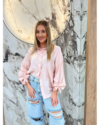 Koszula satynowa z wiązanym rękawem By o la la...! pudrowy róż