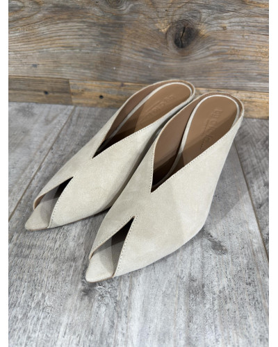 Klapki zamszowe na szpilce By o la la...! beżowe