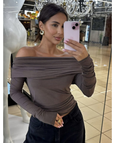 Bluzka z odkrytymi ramionami Emo czekoladowa