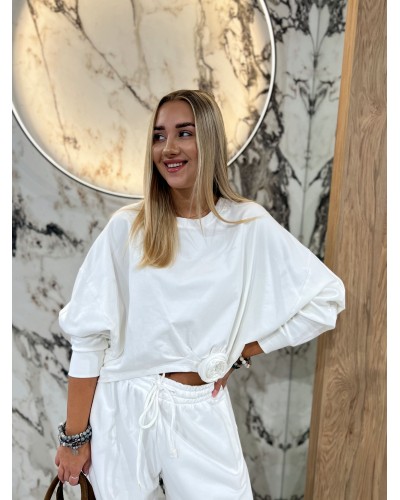 Bluza asymetryczna z różą By o la la...! śmietankowa