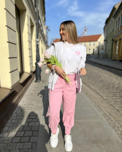 T-shirt z logowanym sercem By o la la...! śmietana z sugar pink