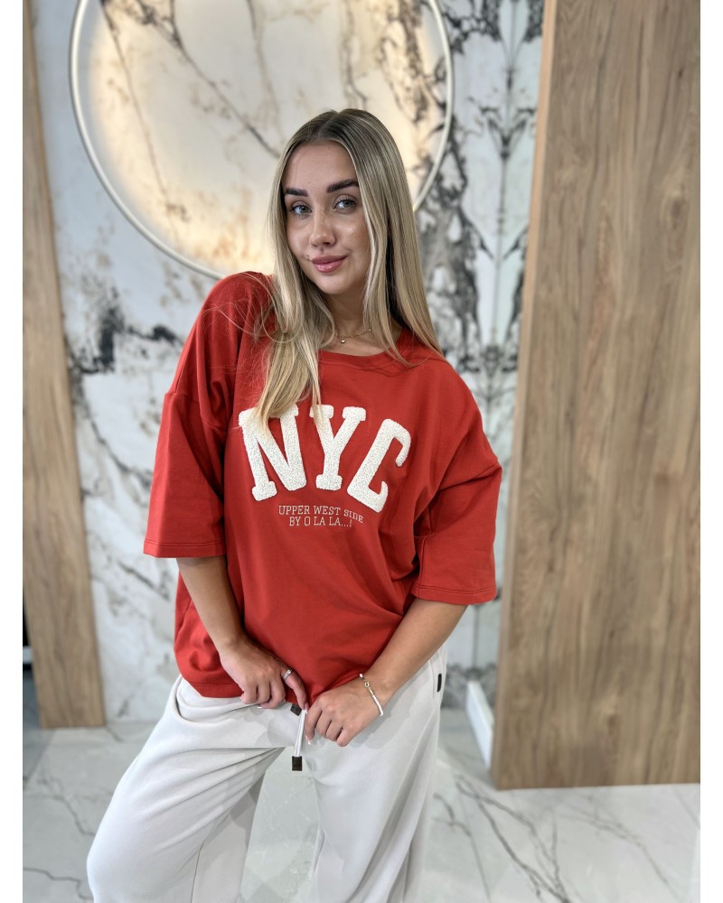 T-shirt NYC By o la la...! terracotta z beżem T-shirt NYC By o la la...! terracotta z beżem