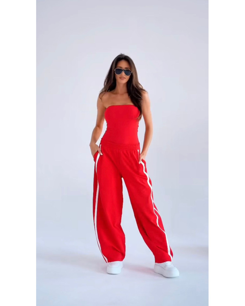 Spodnie dresowe z lampasami By o la la...! red kiss