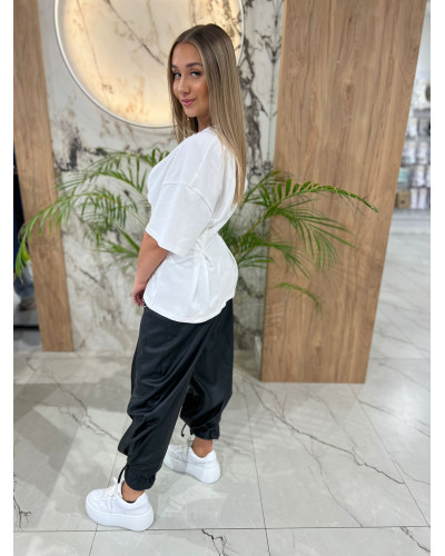 Spodnie z eko skóry z ozdobnym wiązaniem By o la la...! czarne