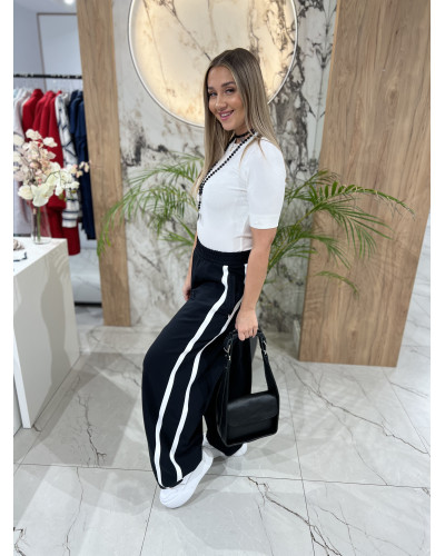 Spodnie dresowe z lampasami By o la la...! czarne