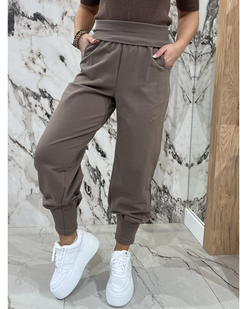 Spodnie dresowe z wywijaną gumą By o la la...! kakao