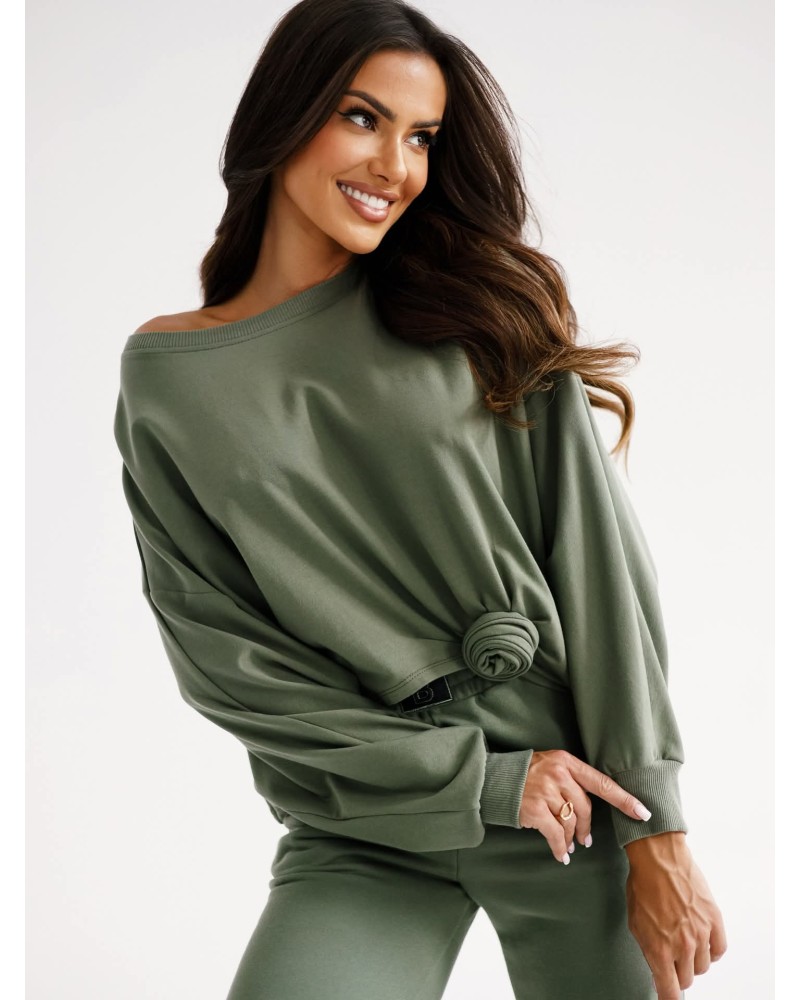 Bluza asymetryczna z różą By o la la...! matcha Bluza asymetryczna z różą By o la la...! matcha