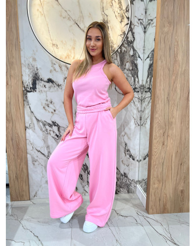 Spodnie dresowe z szeroką nogawką By o la la...! sugar pink