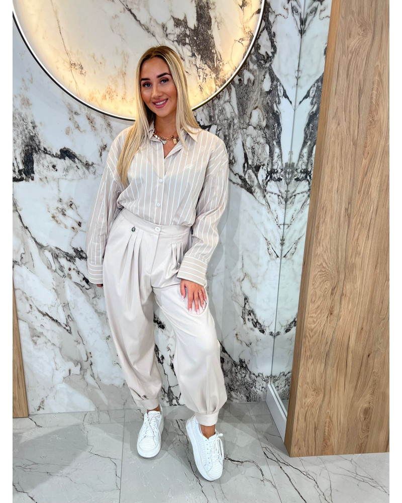 Spodnie materiałowe z medalikiem By o la la...! beżowe