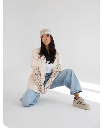 Marynarka z ażurowym rękawem By o la la...! beżowa