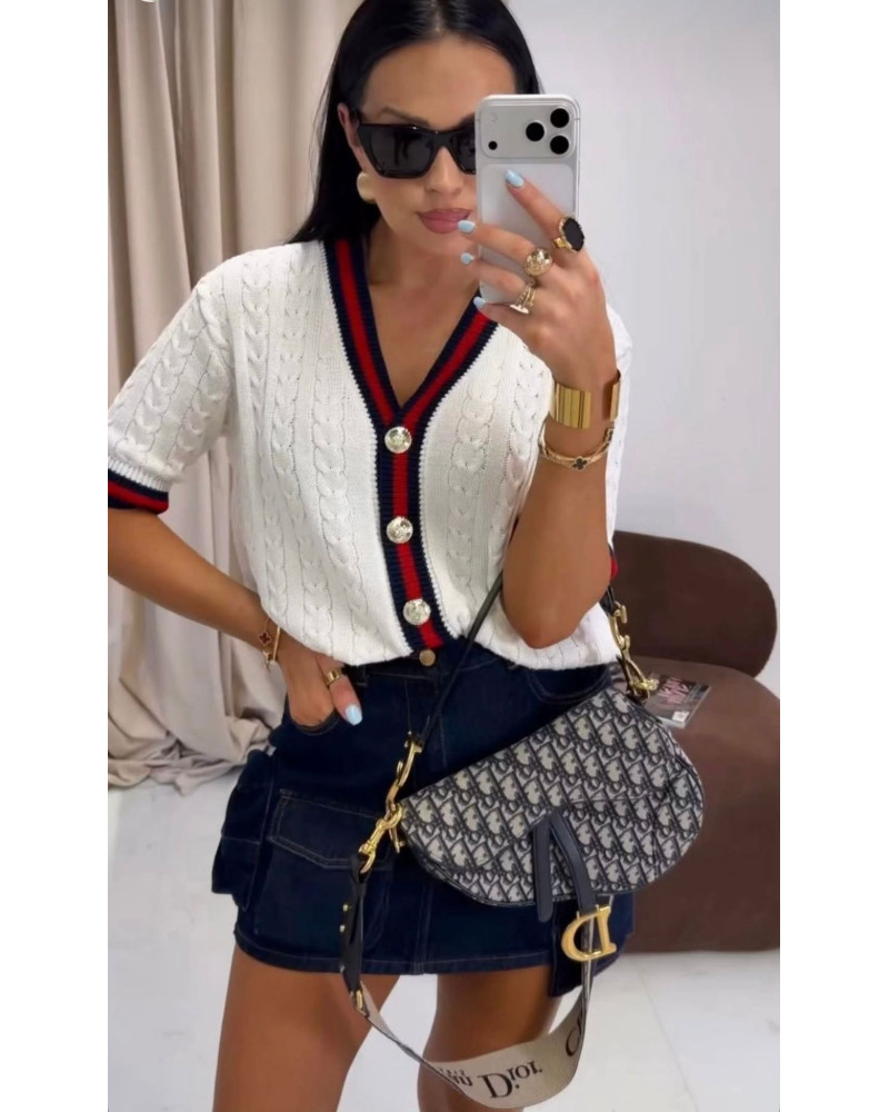 Sweter z guzikami La Milla śmietankowy