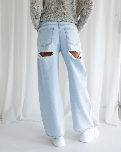 Spodnie jeansowe z wycięciem z tyłu By o la la...!