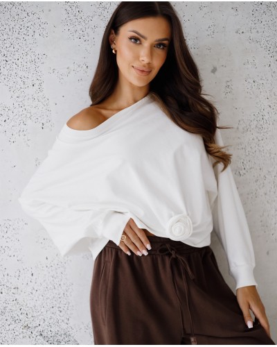Bluza asymetryczna z różą By o la la...! biała