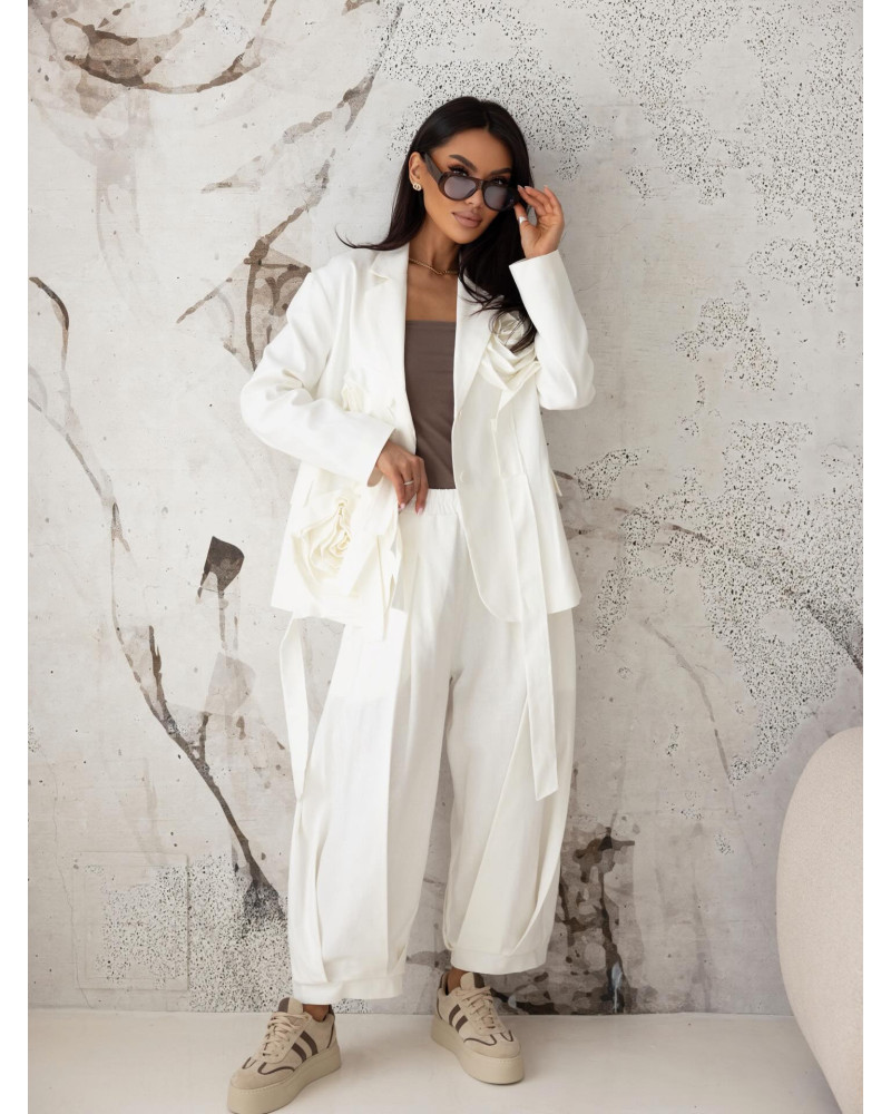 Spodnie materiałowe balony z zakładkami By o la la...! śmietankowe