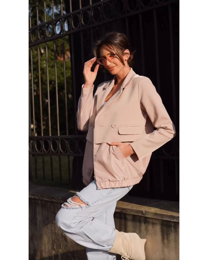 Marynarka z ortalionowym dołem By o la la...! beżowa