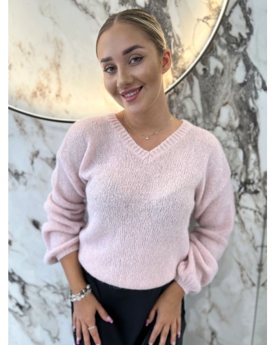 Sweter w szpic z bufiastym rękawem By o la la...! pudrowy róż