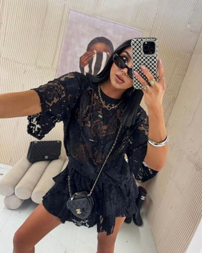 T-shirt koronkowy La Milla czarny