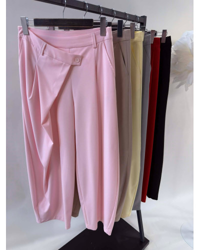 Spodnie materiałowe z asymetrycznym zapięciem By o la la...! red kiss