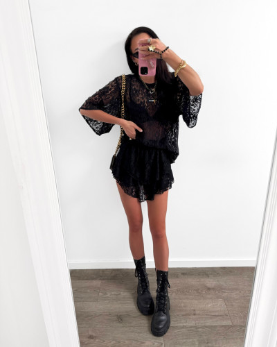 T-shirt koronkowy La Milla czarny