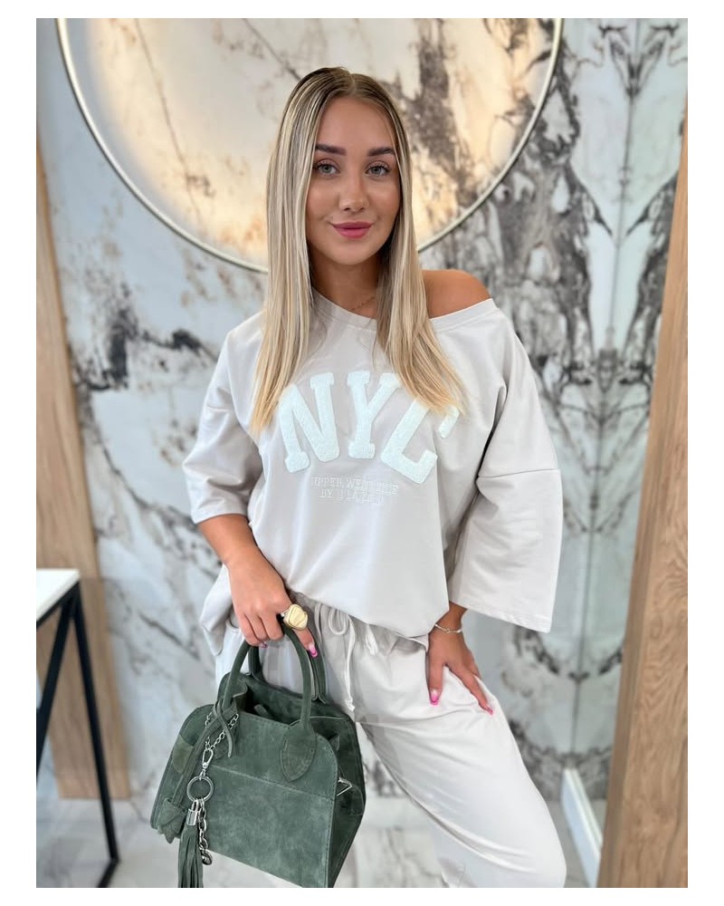 T-shirt NYC By o la la...! beżowy T-shirt NYC By o la la...! beżowy