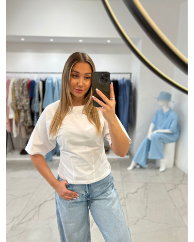 T-shirt taliowany z przeszyciem By o la la...! biały