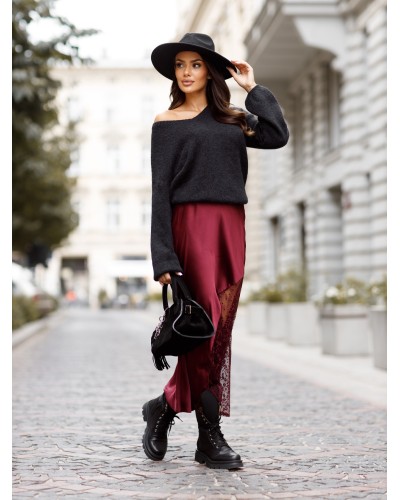 Sweter w szpic z bufiastym rękawem By o la la...! czarny