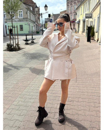 Marynarka materiałowa taliowana La Milla beżowa