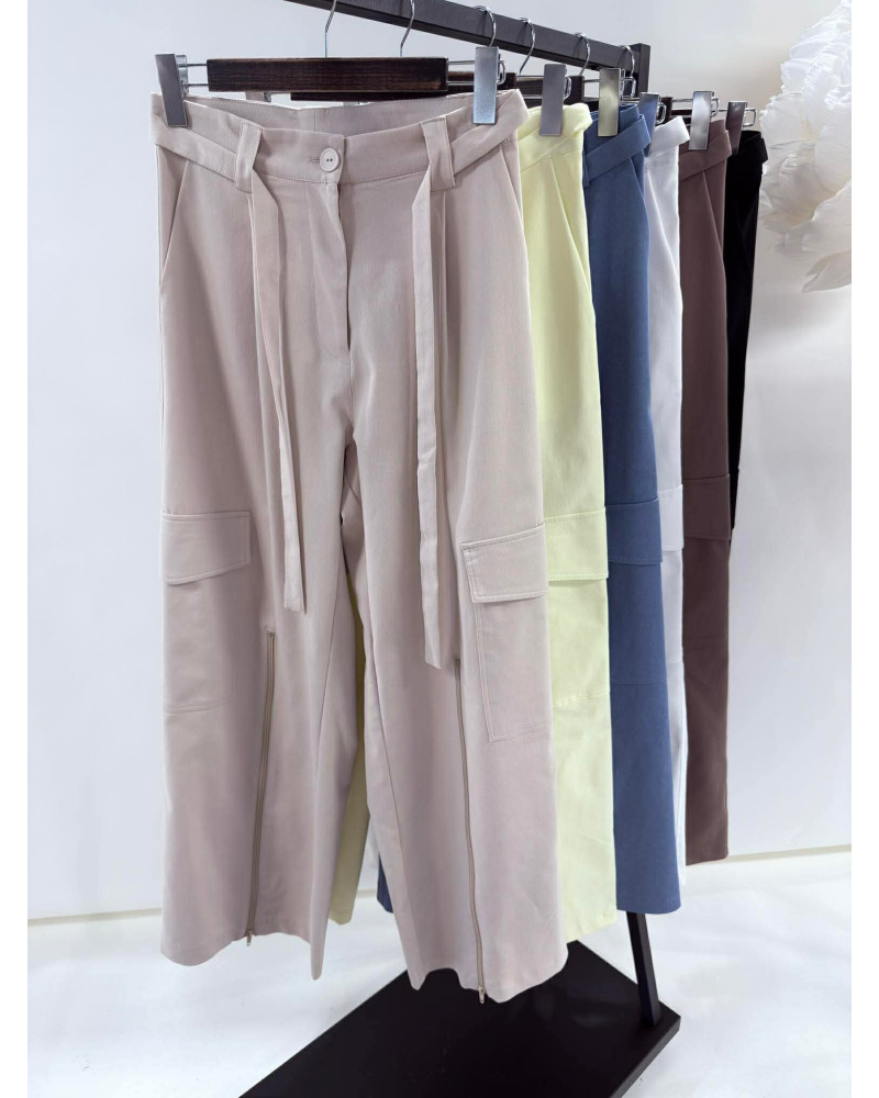 Spodnie bojówki z paskiem By o la la...! beżowe