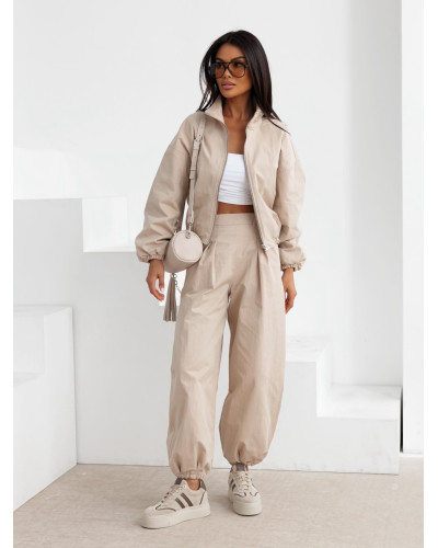 Komplet ortalionowy z bomberką By o la la...! beżowy